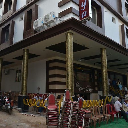 Hotel City Surya Gaya Exteriér fotografie